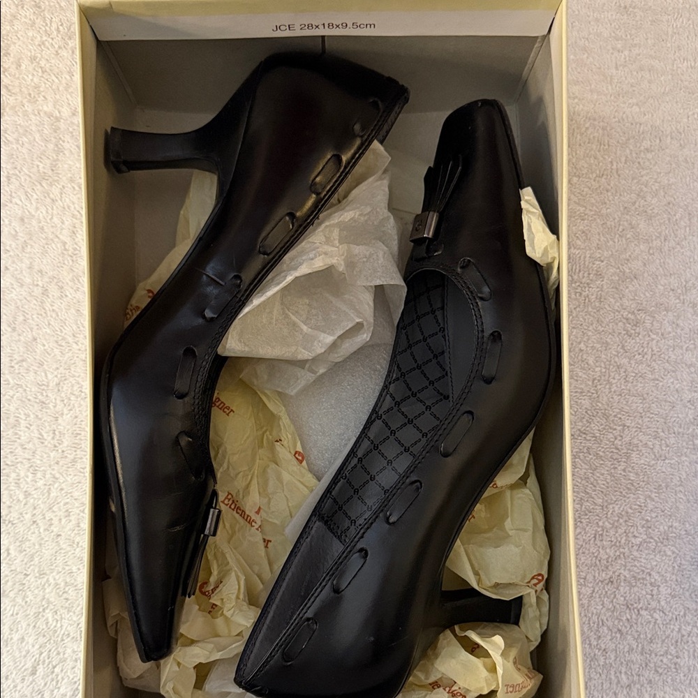 NWT VTG Etienne Aigner Orah Leather Tassel Kitten-Heel Pumps 90s Y2K Office - Picture 13 of 14